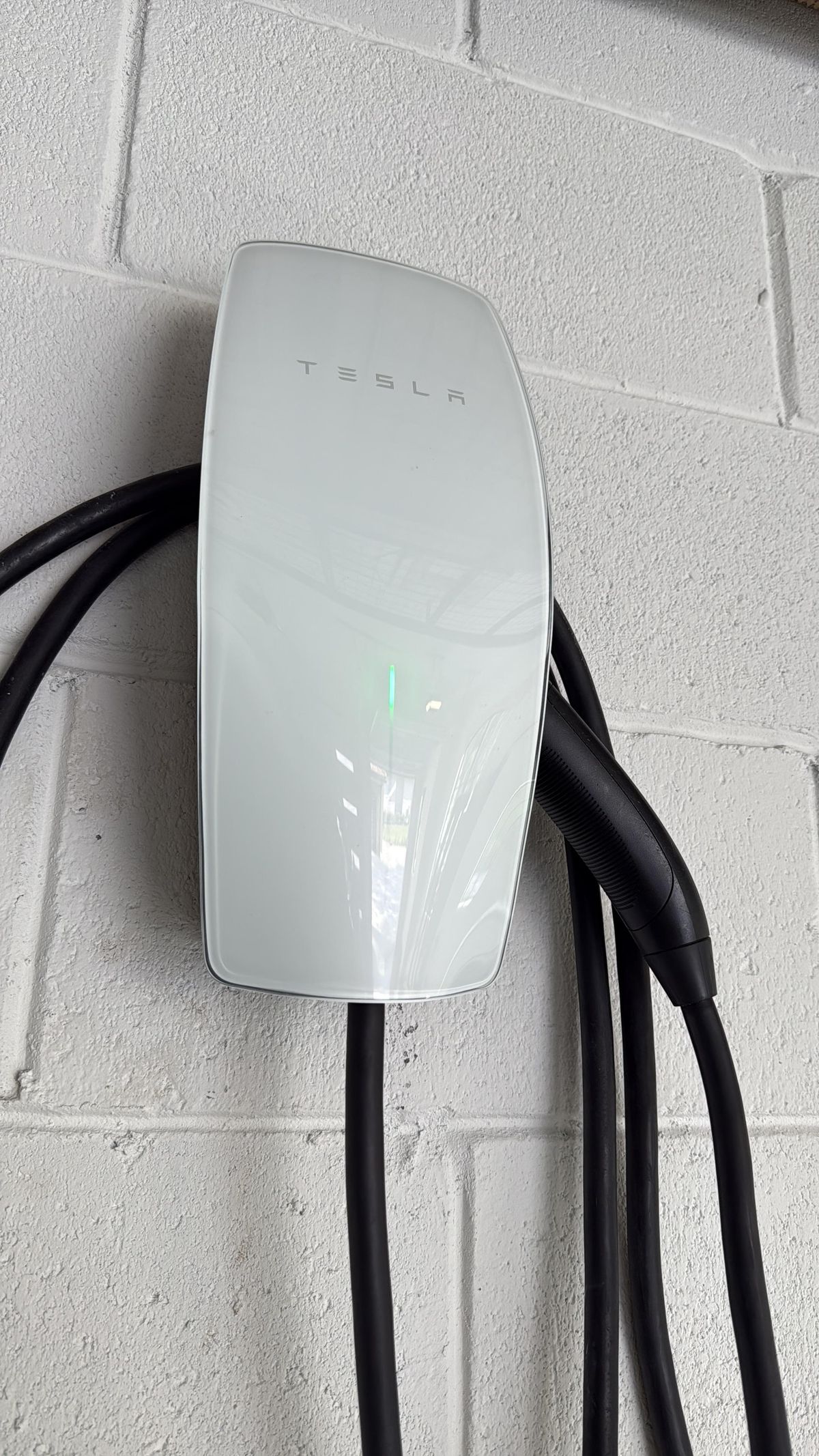 Tesla charger